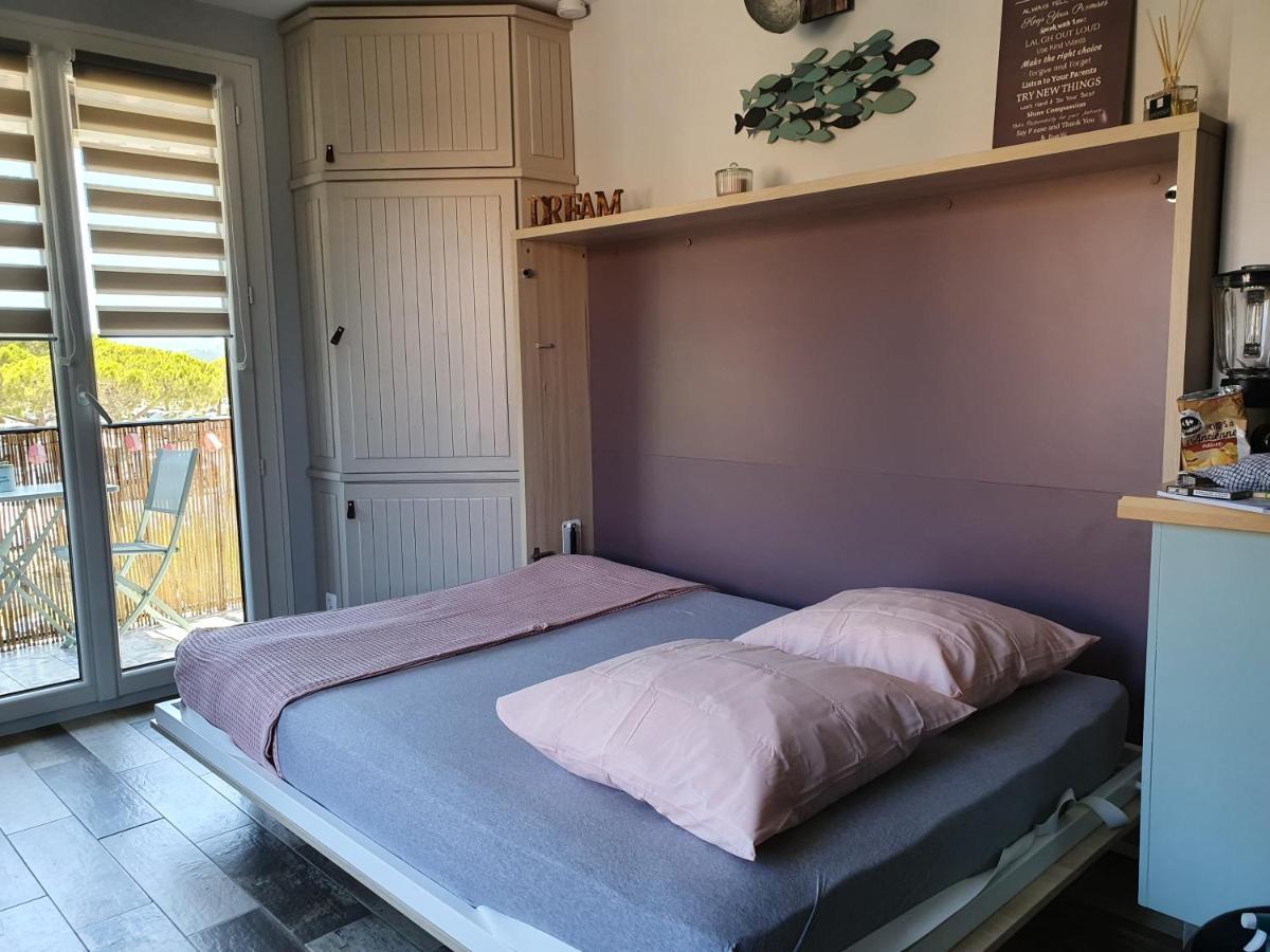Studio Acces Direct A La Plage La Londe-les-Maures Exteriér fotografie