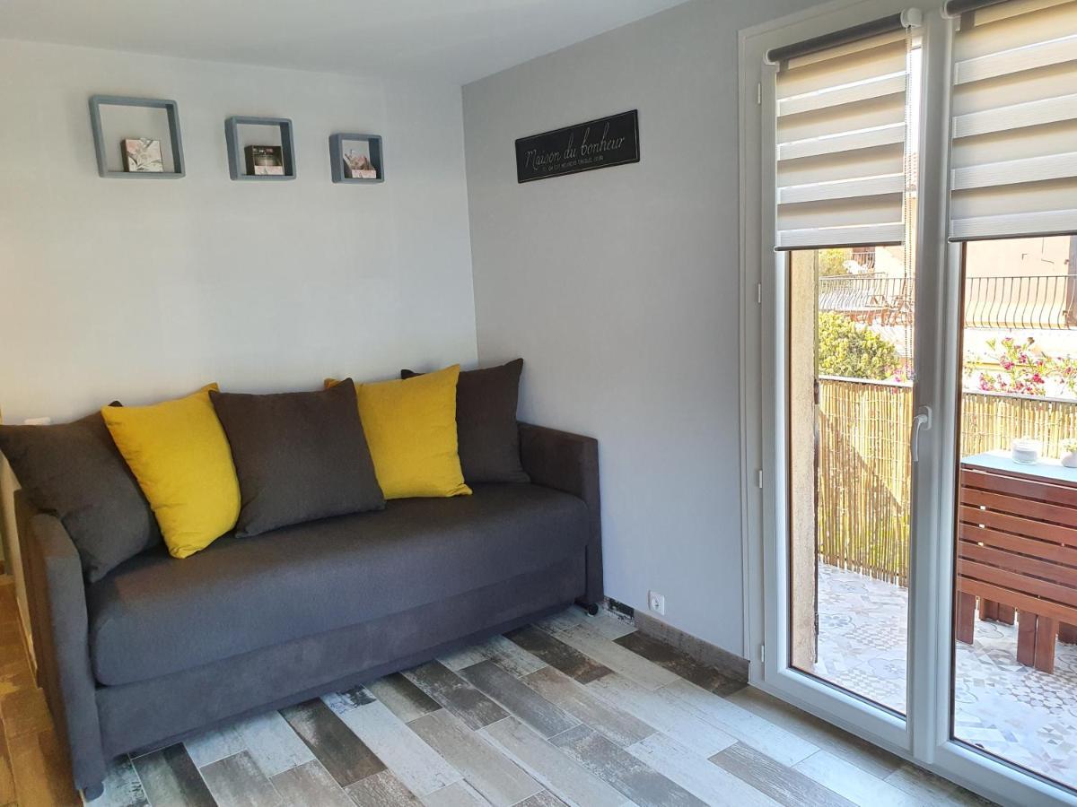 Studio Acces Direct A La Plage La Londe-les-Maures Exteriér fotografie